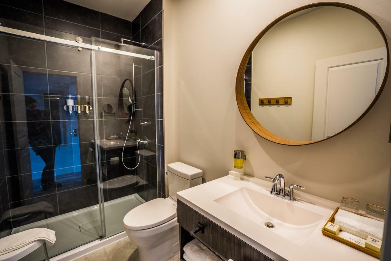 Le Bellevue Modern Lodge Wakefield Buitenkant foto